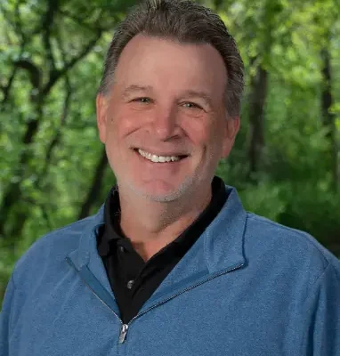 Randy Headshot